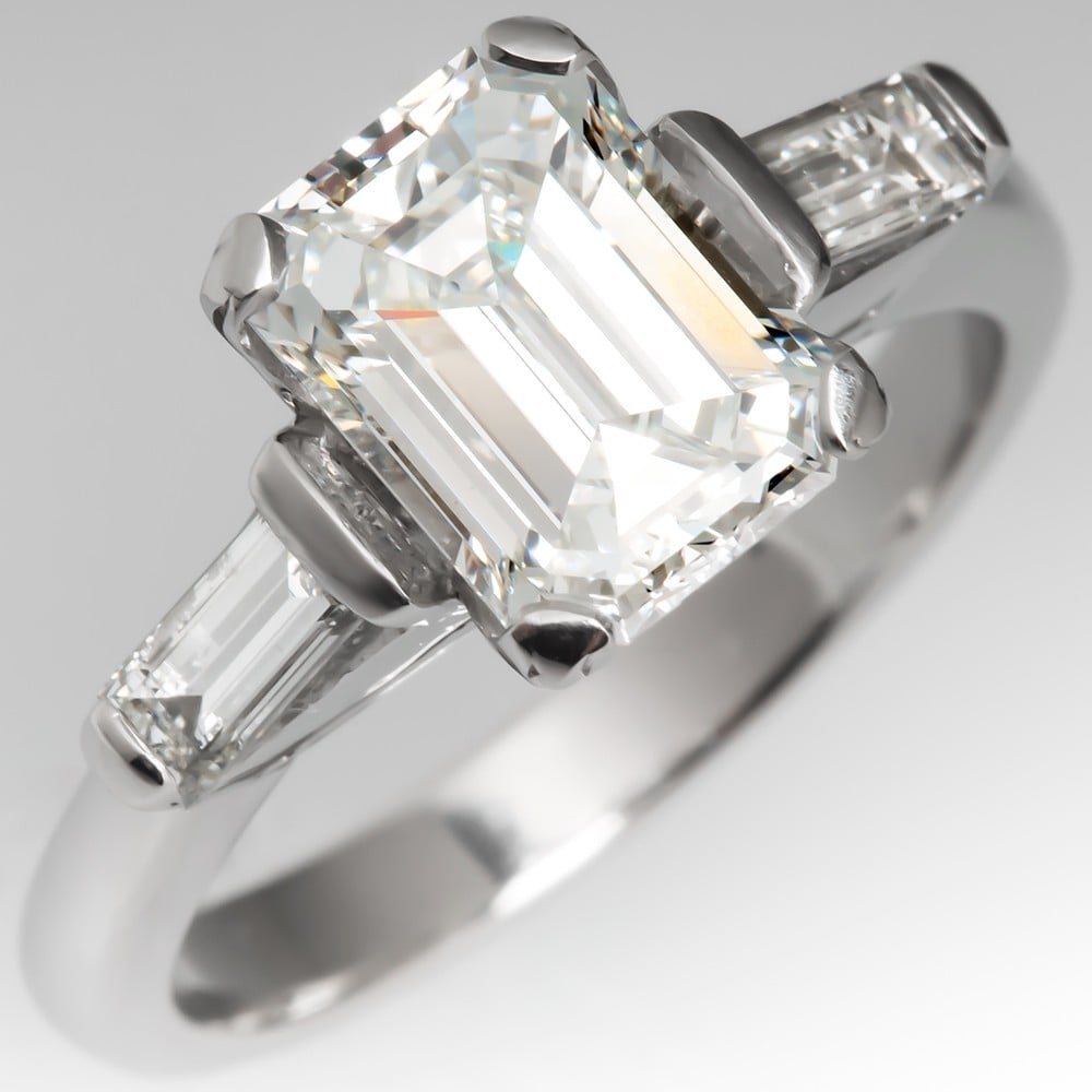 2 Carat Halo Diamond Ring | Barkev's
