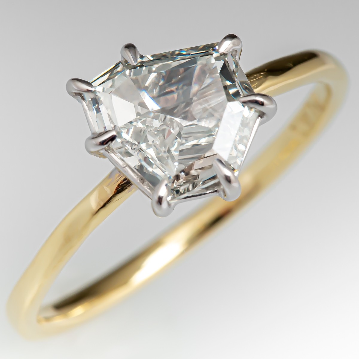 Vintage Inspired Oval Shape Rose Cut Diamond Engagement Ring | Berlinger  Jewelry