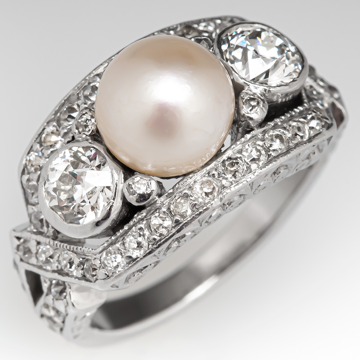 Platinum Vintage Pearl w/ Diamond Accents Cocktail Ring