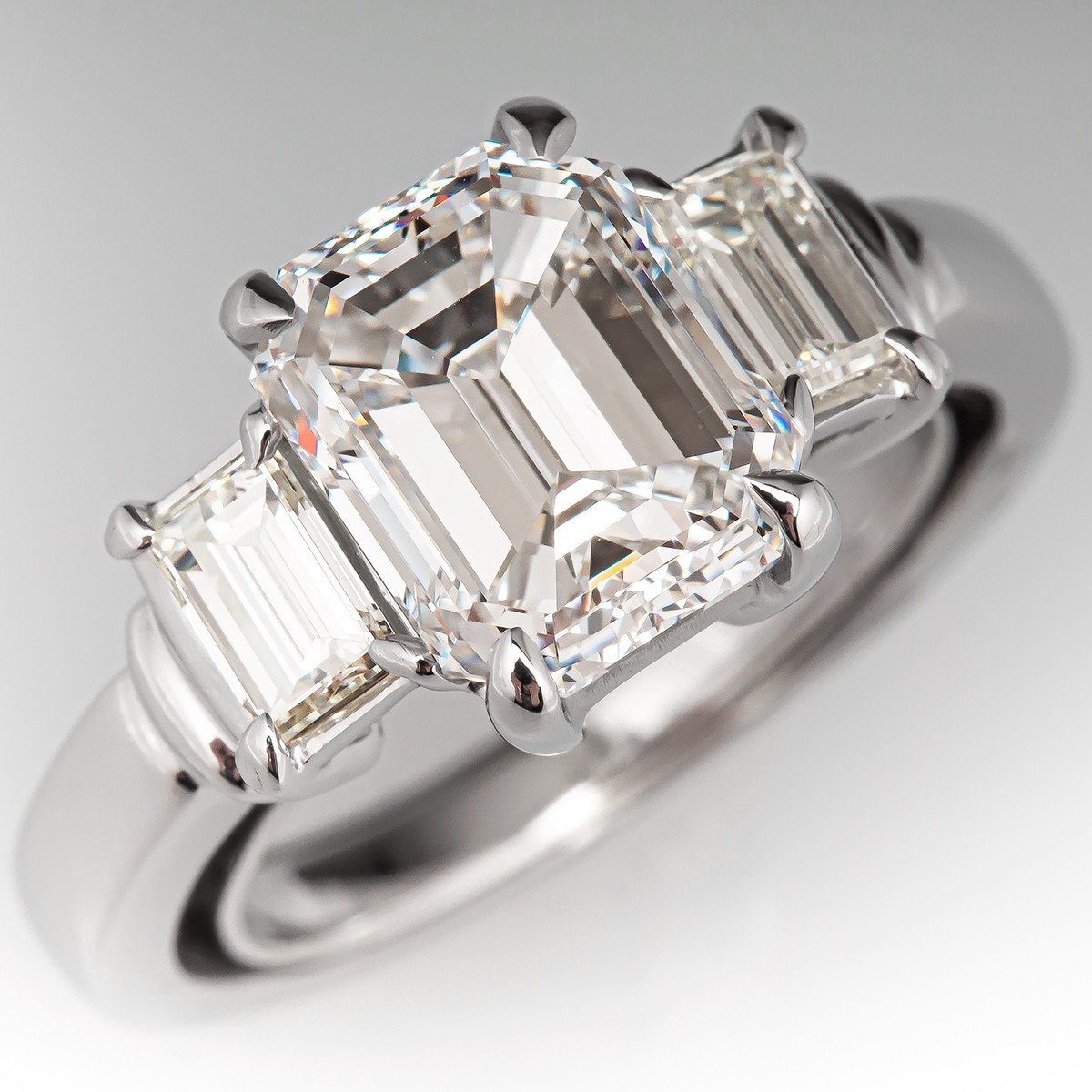 Three Stone Emerald Cut Diamond Engagement Ring 3.0ct F / SI1 GIA