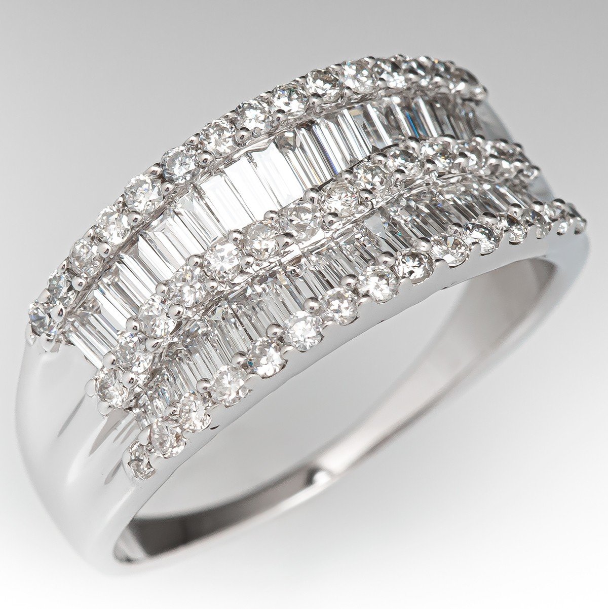 Baguette Diamond | Engagement Ring | Finn Jewelry