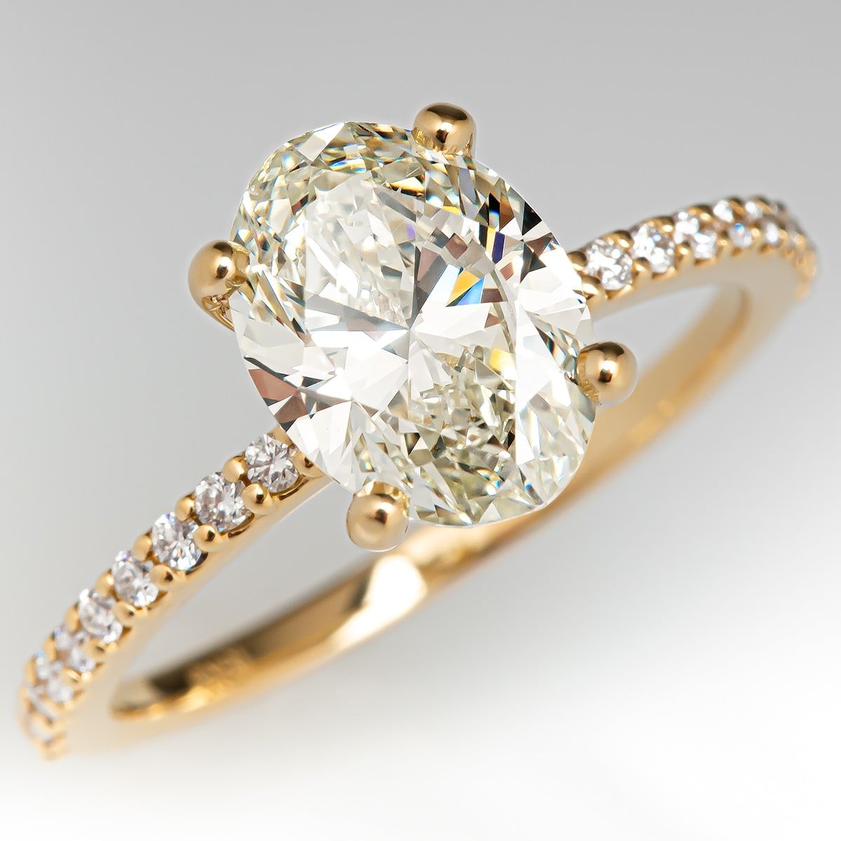 Oval Cut Diamond Gold Ring Oval Cut Diamond Gold Ring