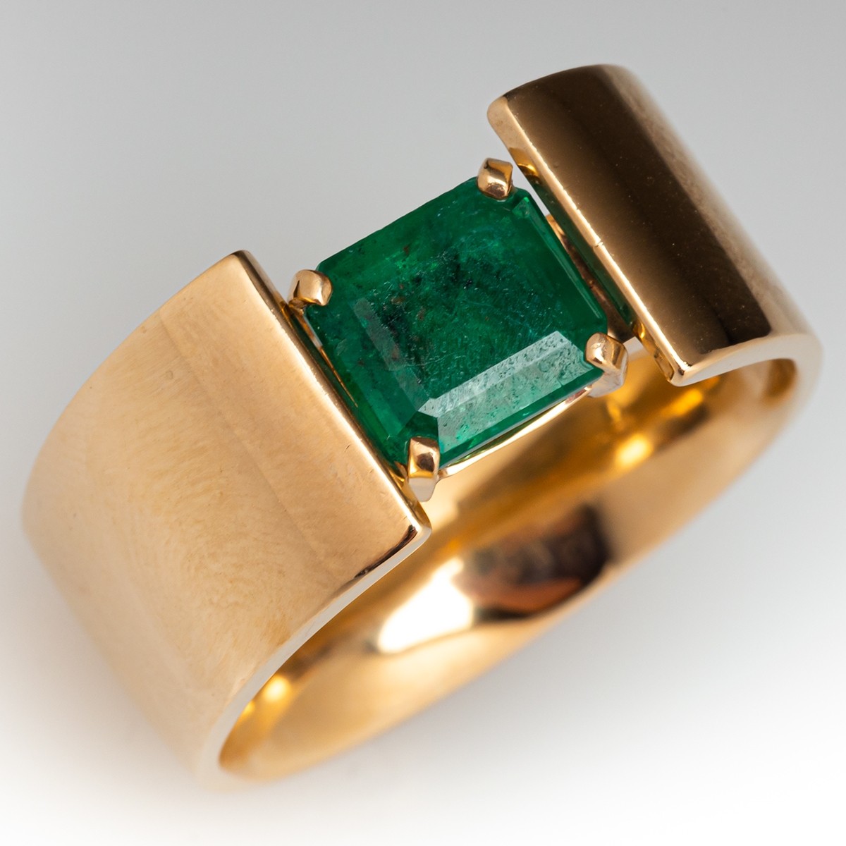 Mens Round Emerald Ring w/ Diamonds 14K Yellow Gold-vinhomehanoi.com.vn