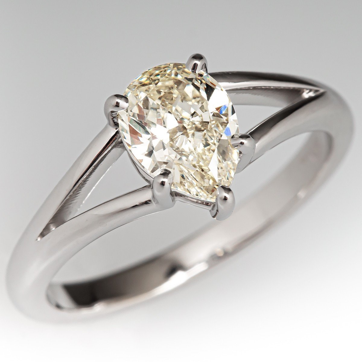 Low Profile Pear Cut Diamond Engagement Ring 14K White Gold 1.02ct M/VS2