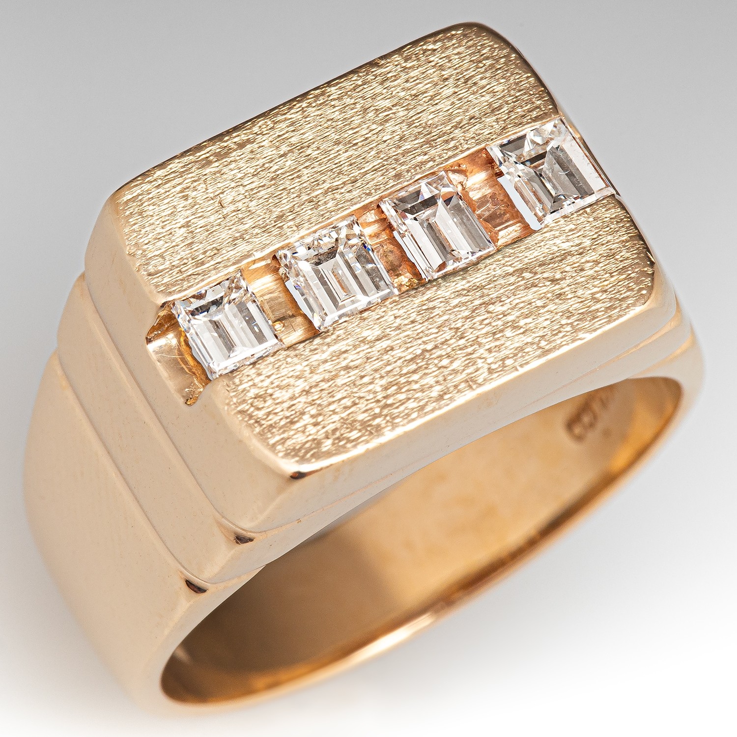 14KT Yellow Gold and Diamond Ring for Men | SEHGAL GOLD ORNAMENTS PVT. LTD.