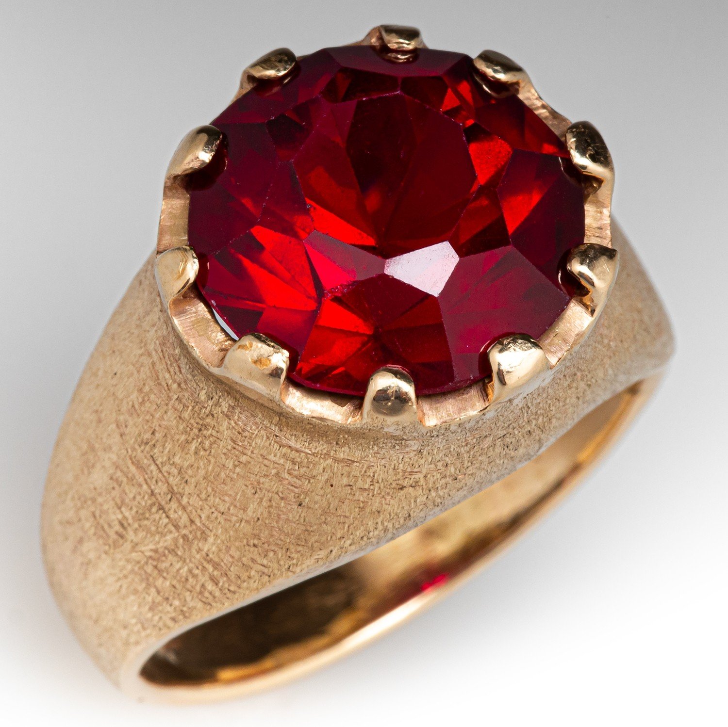 Cate | 9ct Yellow Gold 0.25ct tw Lab Grown Diamond and Created Ruby Ri —  Created Brilliance