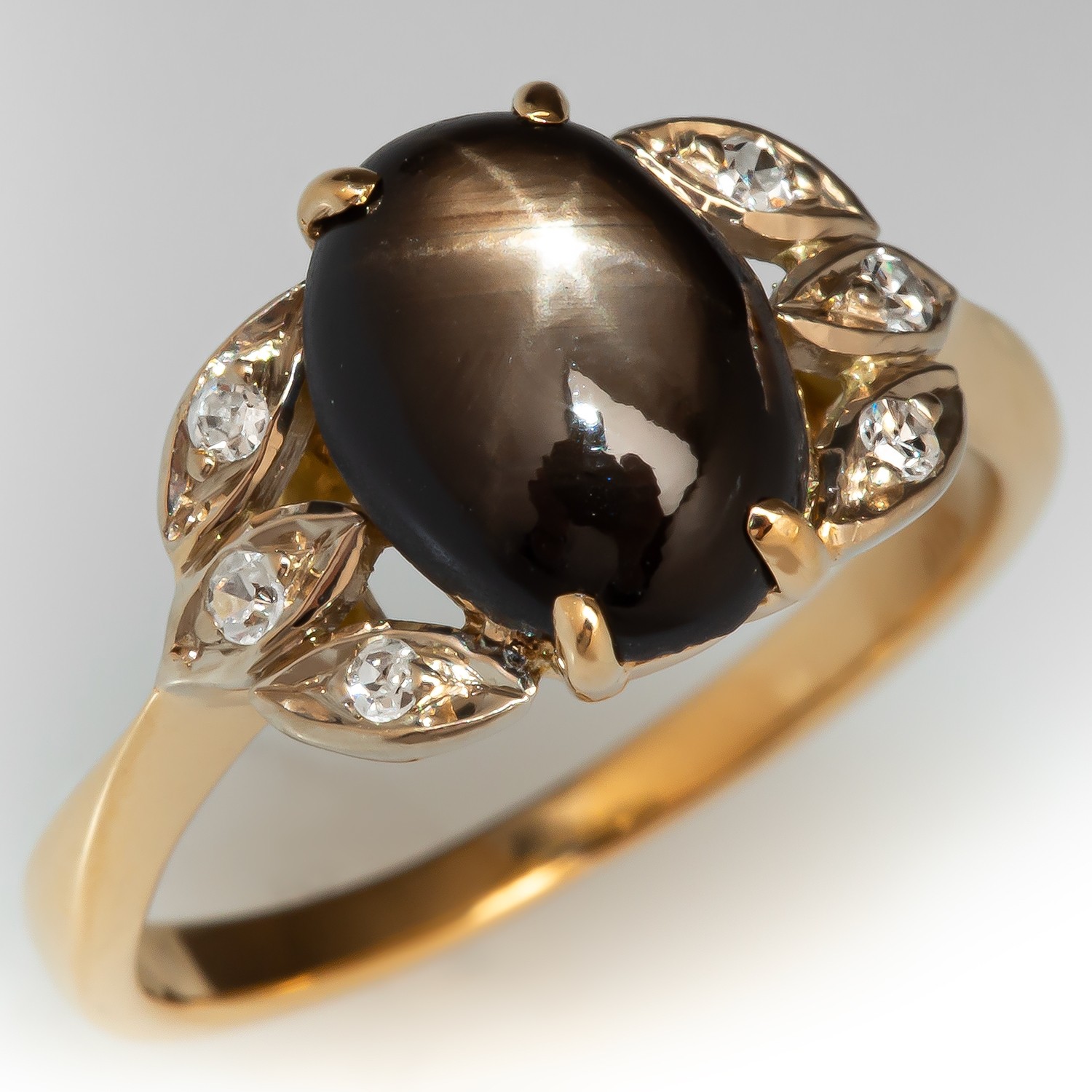 Natural Black Star Sapphire 14k Gold Ring, size 7.5: sbkj146