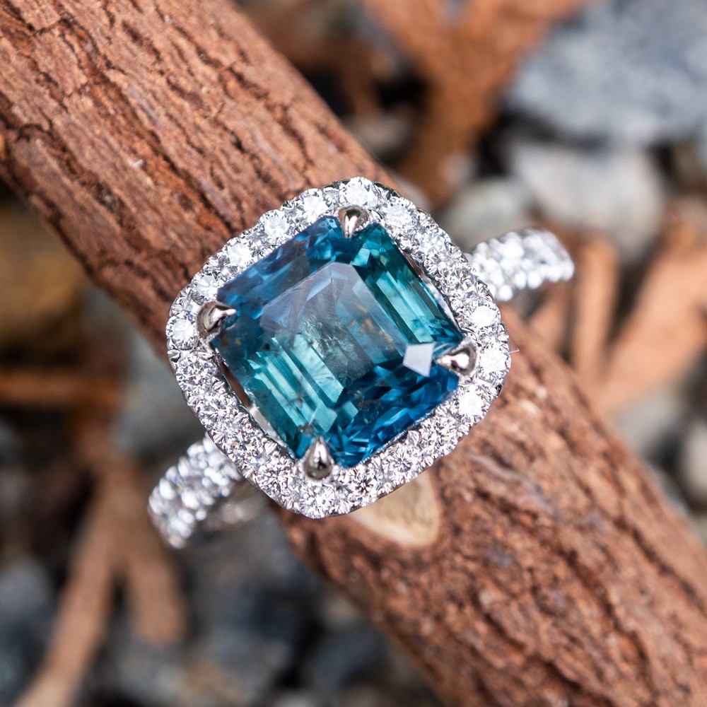 1.23CT Blue Green Sapphire & Diamond Ring | Rainbow Sapphire™