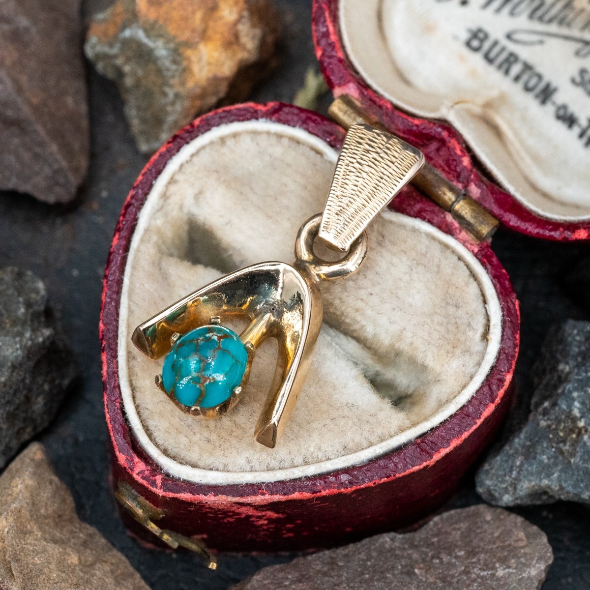 Semi-Precious Turquoise Beaded Pendant Necklace | Pendant necklaces |  Accessorize UK