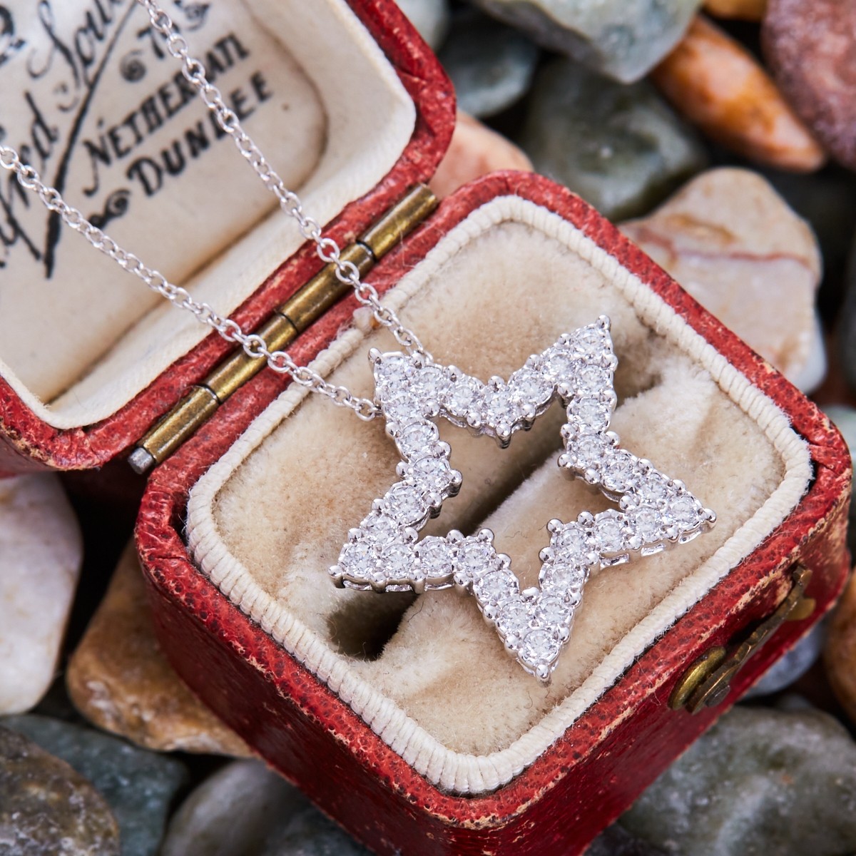 Diamond star necklace | Diamond Star pendant | Freedman Jewelers Boston -  Freedman Jewelers