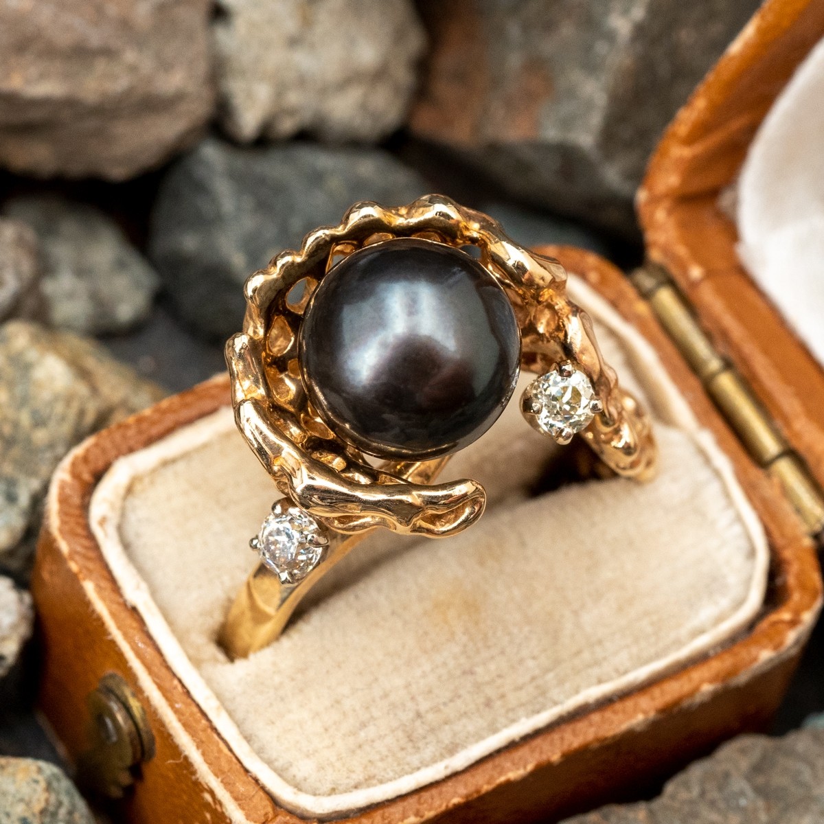 Yellow Gold 1970s Vintage Yin & Yang Black & White Pearl Bypass Ring —  Antique Jewelry Mall