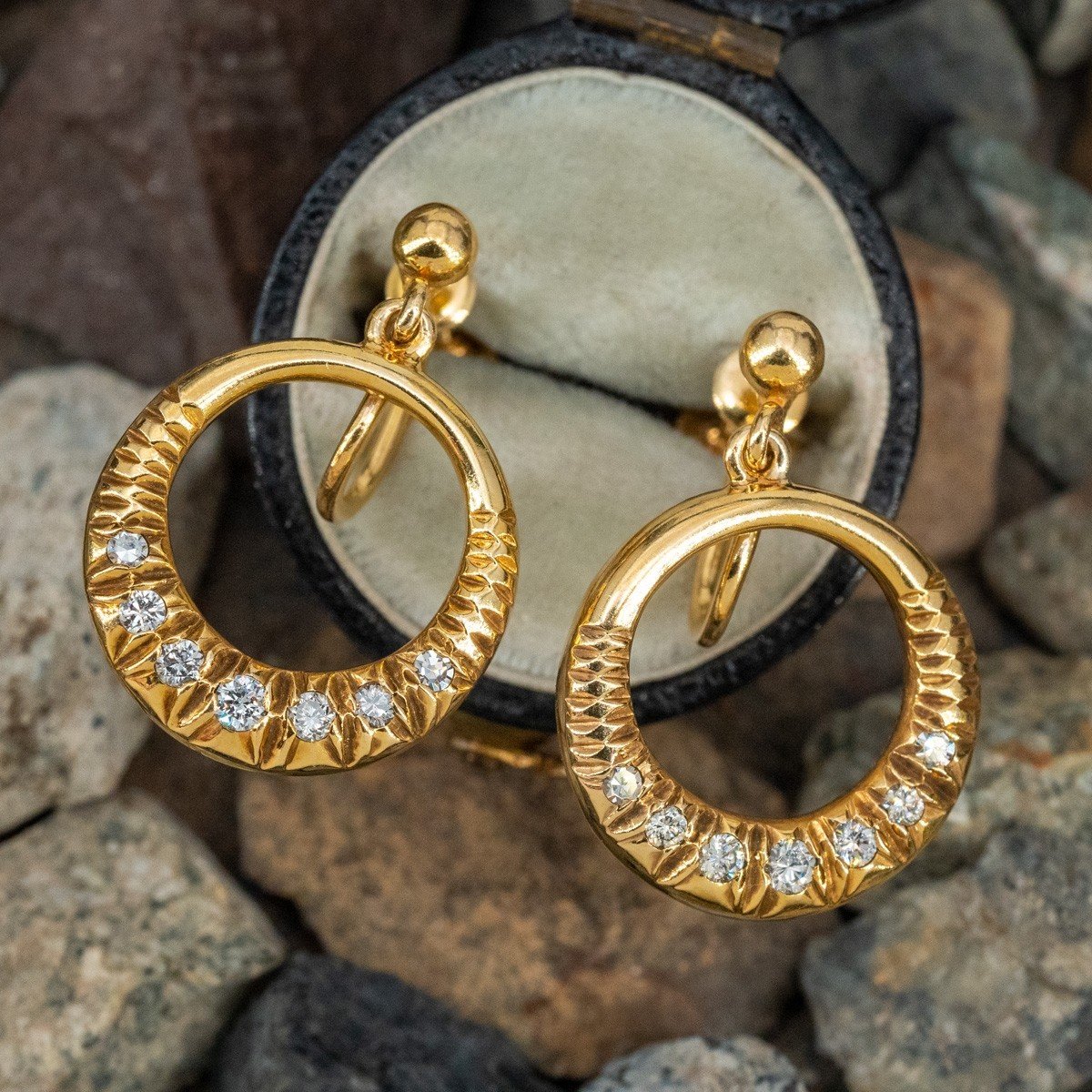 14k Non-Pierced Polished Earrings – AJ's Jewelers