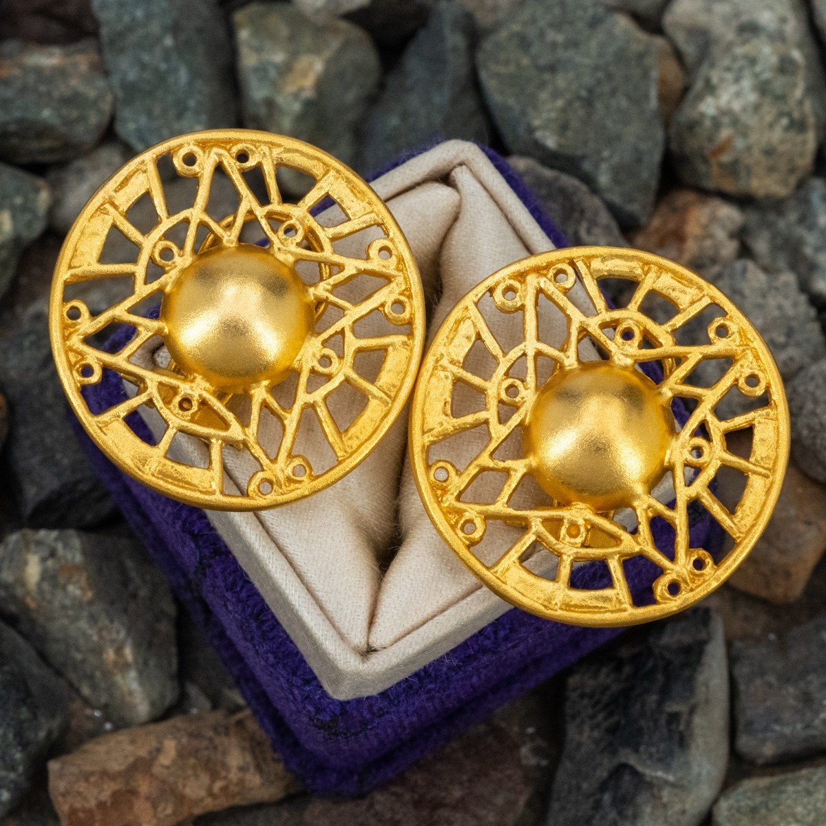 Gold-Beautiful Keri Shape Kundan Earrings For Women - Latest Earring Designs  - Abdesigns – Abdesignsjewellery