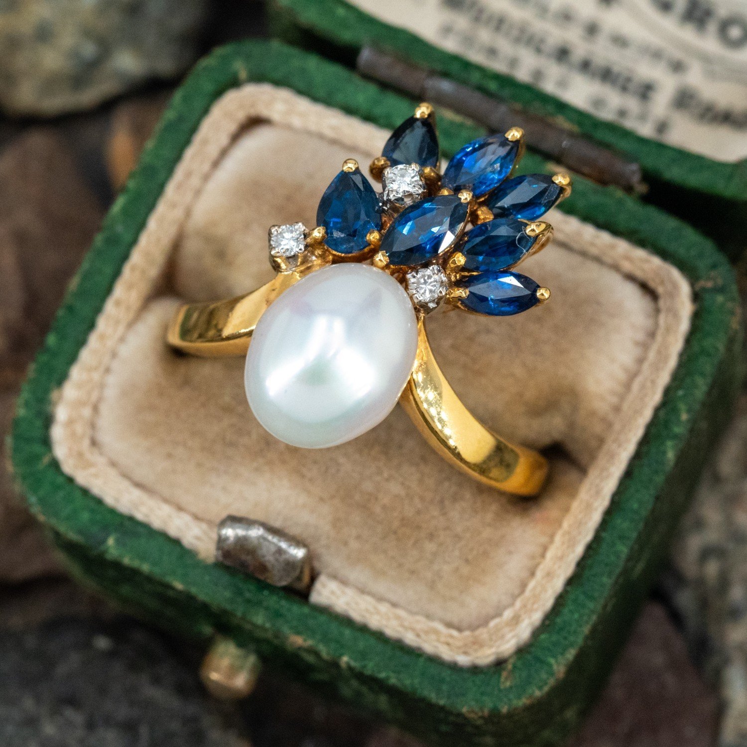 Gold Ring with Freshwater Pearl