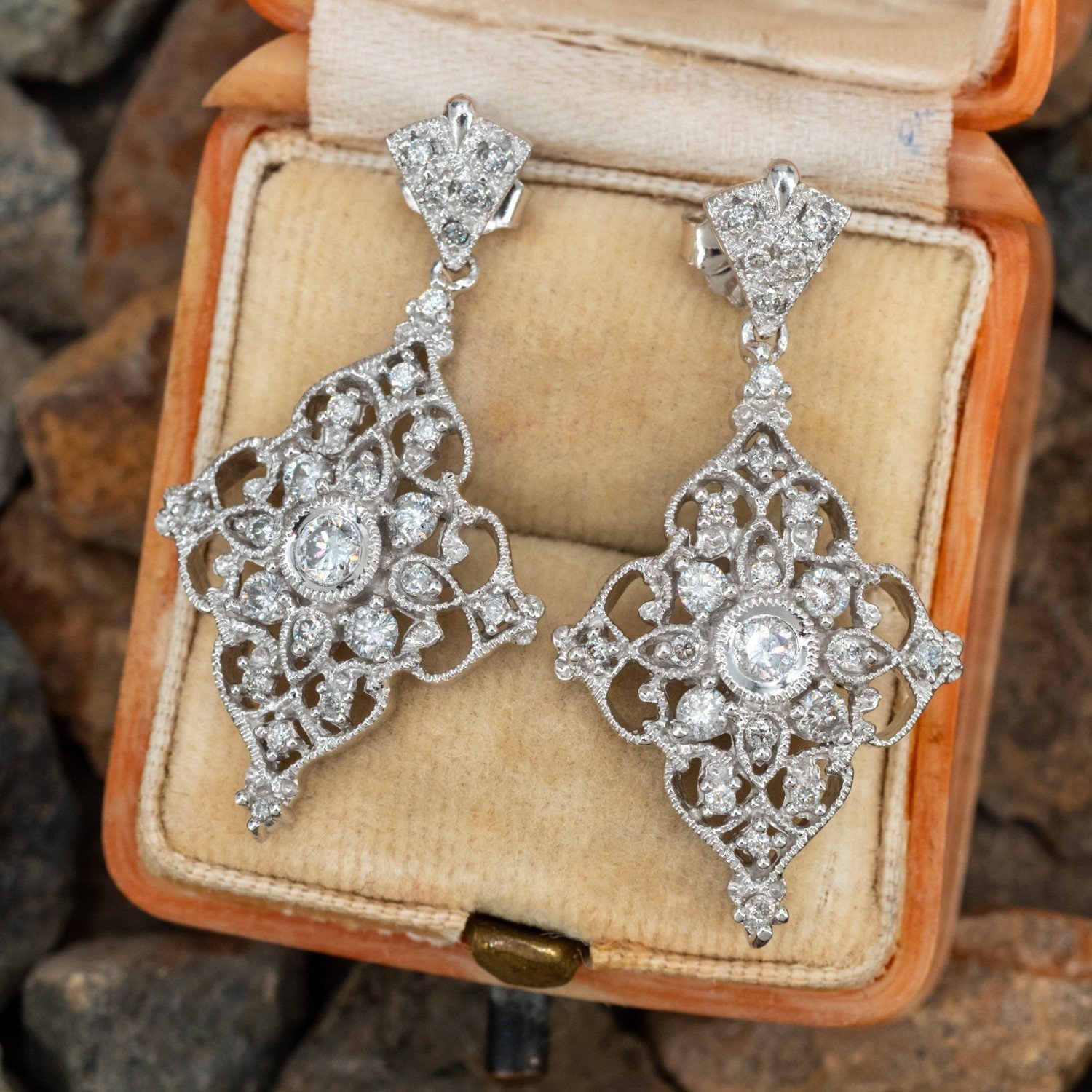 Details 241+ filigree dangle earrings super hot
