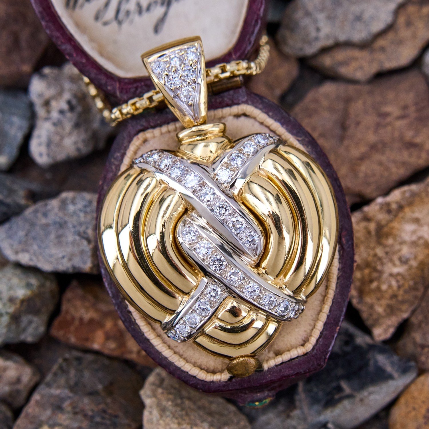 Love Heart Pendant Necklaces for Women Gold