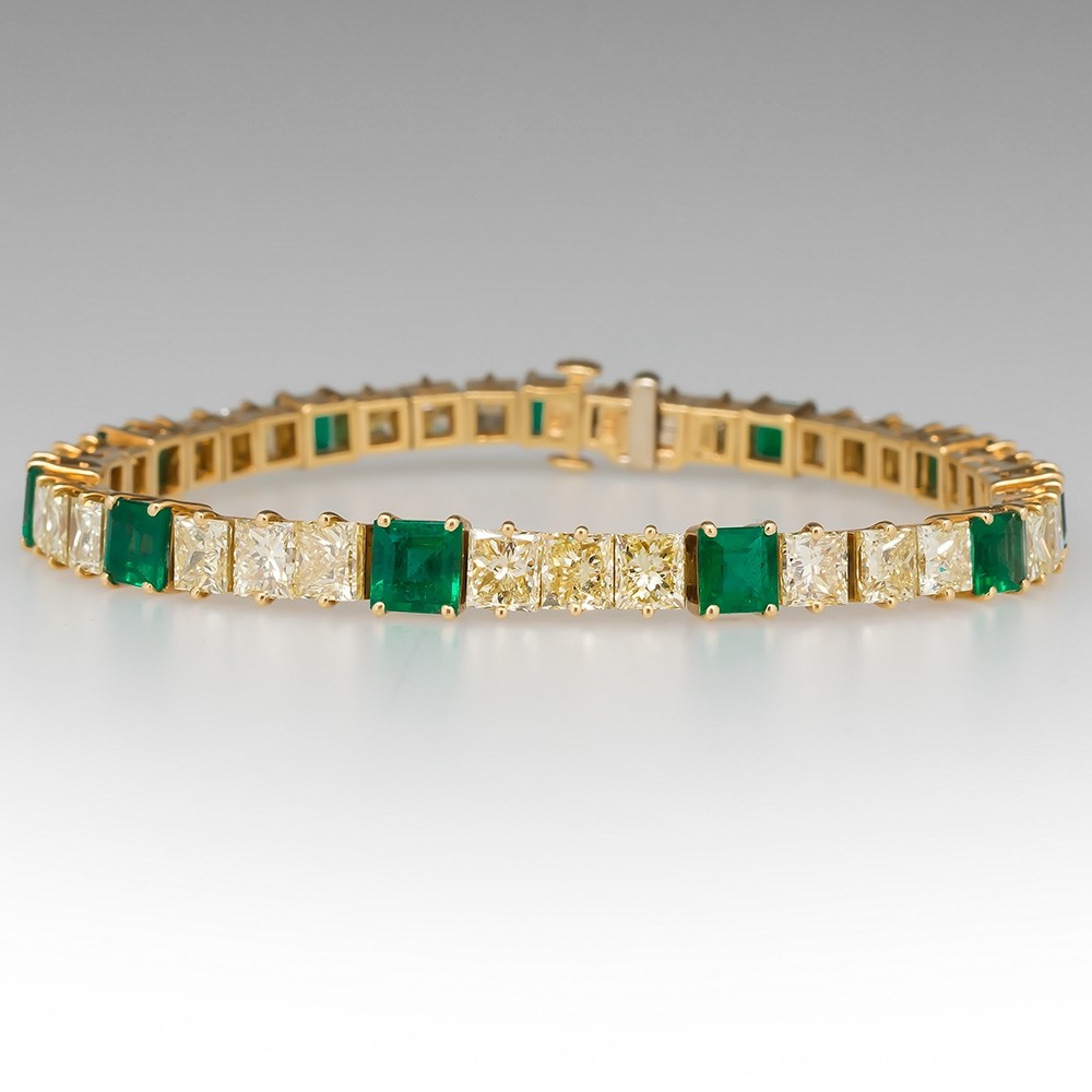 Platinum link chain bracelet with emerald green stone and cz -
