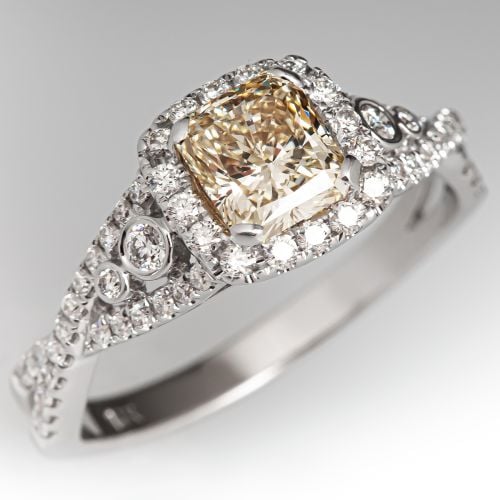 1 Carat Radiant Cut Diamond Engagement Ring w/ Accents 1.05ct Q-R/VS1