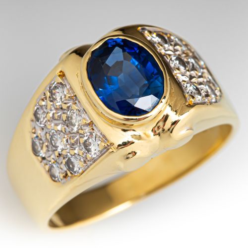 Pavé Diamond Oval Sapphire Ring 18K Yellow Gold