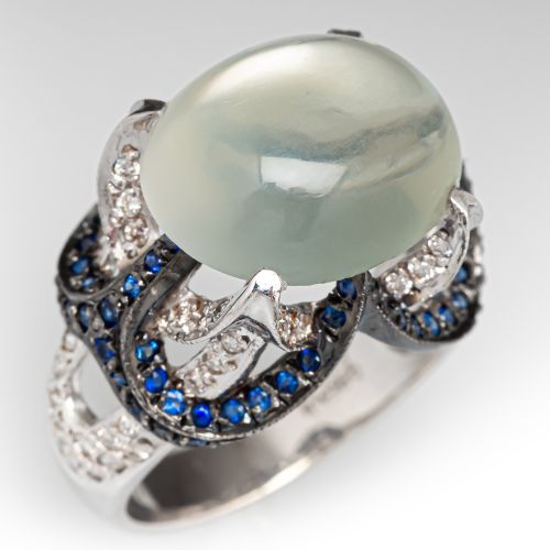Captivating Oval Cats Eye Moonstone Cocktail Ring 18K White Gold