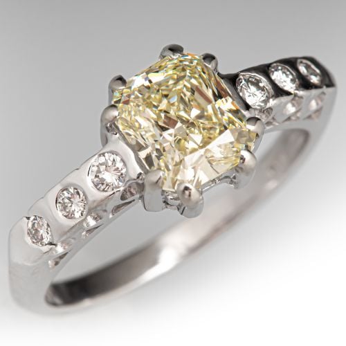 Rectangular Cut Diamond Platinum Engagement Ring 1.08Ct S-T/VVS2 GIA