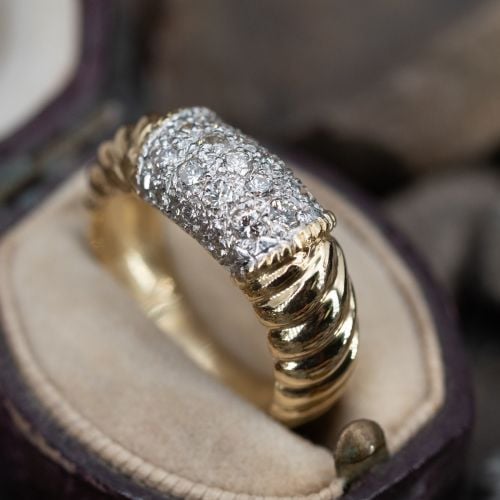 Beautiful Diamond Twisted Motif Band Ring 18K Yellow Gold 