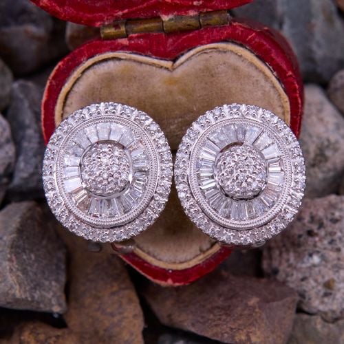 Oval Motif Diamond Earrings 18K White Gold