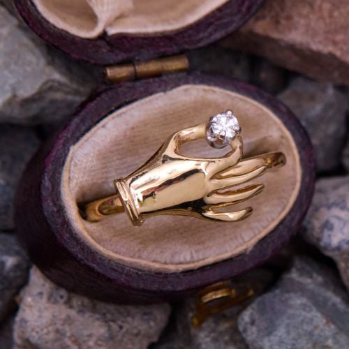 Vintage Elegant Hand Diamond Ring 18K Yellow Gold