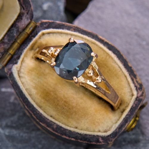 Solitaire Sapphire Ring 18K Yellow Gold