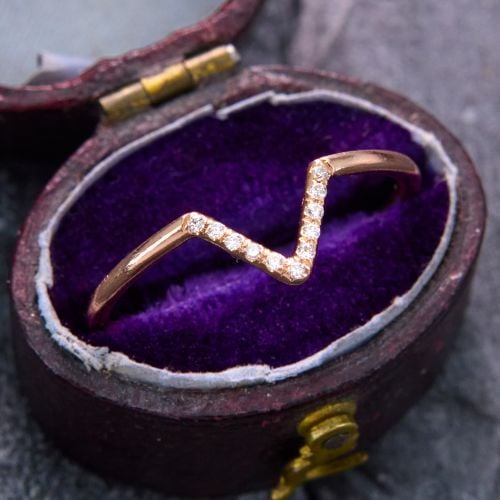 Delicate V Design Diamond Ring 14K Rose Gold