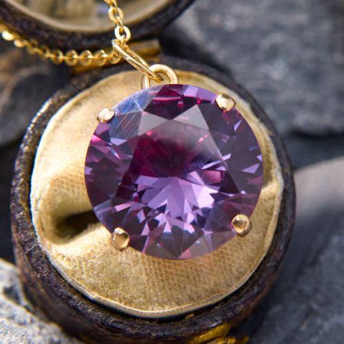 Captivating Lab Color Change Sapphire Pendant Necklace 14K Yellow Gold