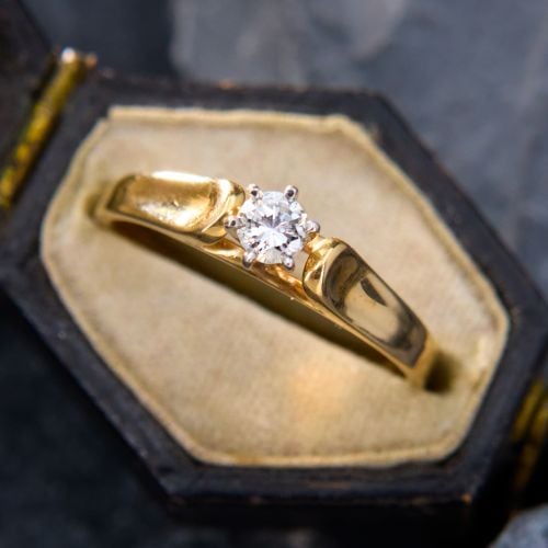 Solitaire Diamond Engagement Ring 14K Yellow Gold .17Ct J/SI2