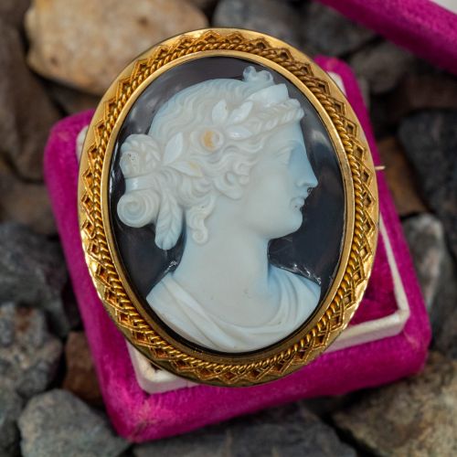 Oval Cameo Brooch Pin 18K Yellow Gold