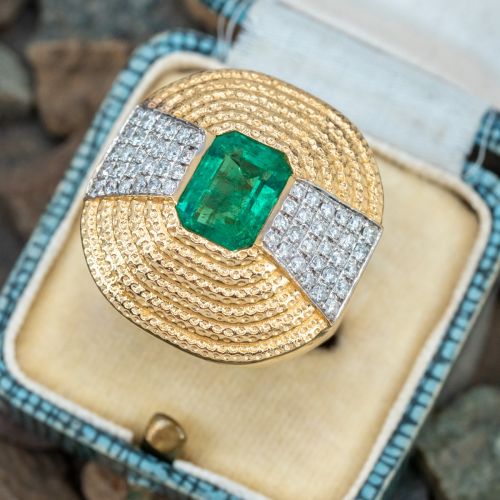 Fantastic Emerald Textured Dome Ring w/ Diamonds 18K Yellow Gold