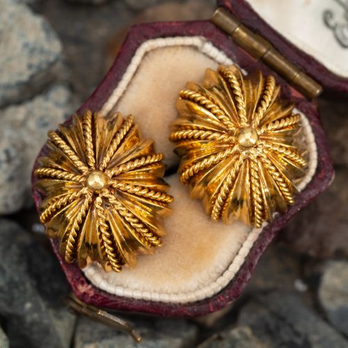 Substantial Vintage Urchin Motif Gold Stud Earrings 18K Yellow Gold