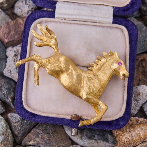 Vintage Textured Galloping Horse Brooch Pin 18K Yellow Gold