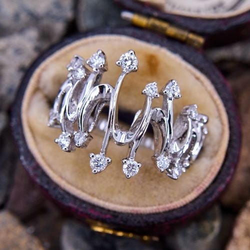 Wavy Diamond Ring 18K White Gold