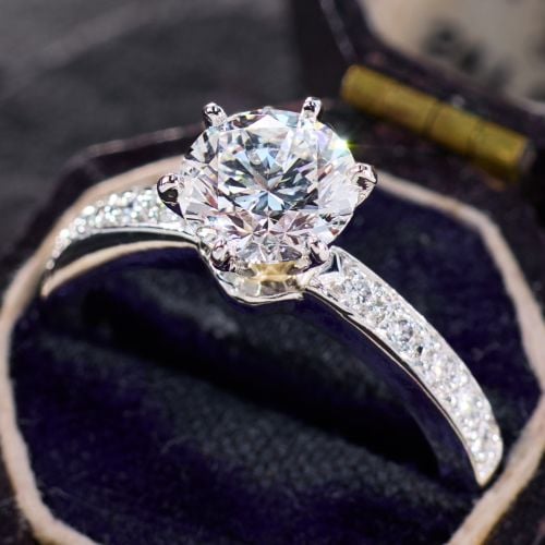 1+ Carat Lab Grown Diamond in Contemporary Ben Bridge Platinum Ring