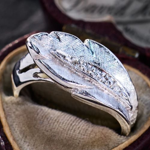 Final Sale: Diamond Studded Feather Ring White Gold 
