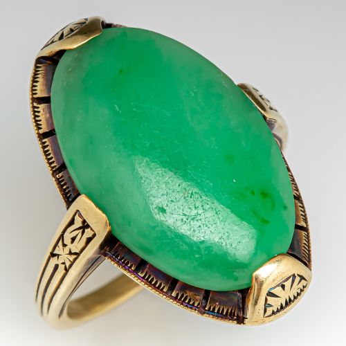 1940's Jadeite Jade Ring w/ Engraved Details 14K Yellow Gold