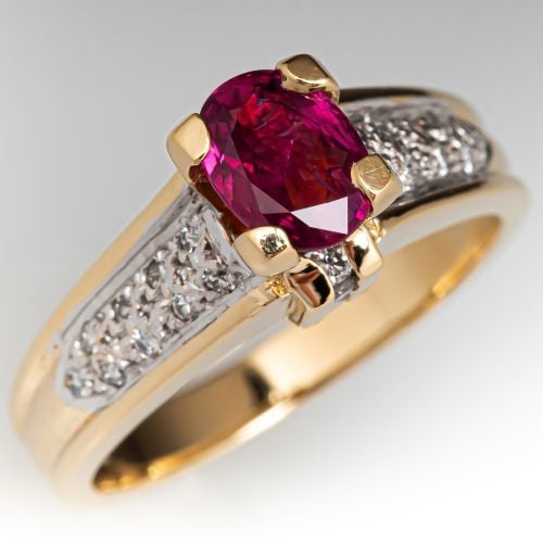 Beautiful Oval Ruby & Diamond Ring 14K Yellow Gold