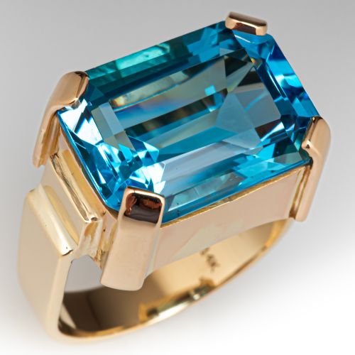 East to West Swiss Blue Topaz Cocktail Ring 14K Yellow Gold