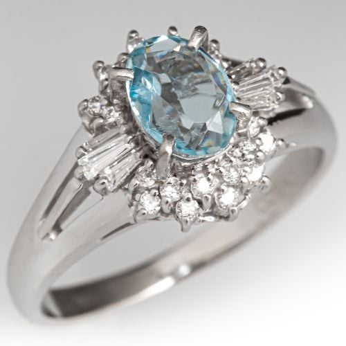 Gorgeous Oval Aquamarine & Diamond Ring Platinum