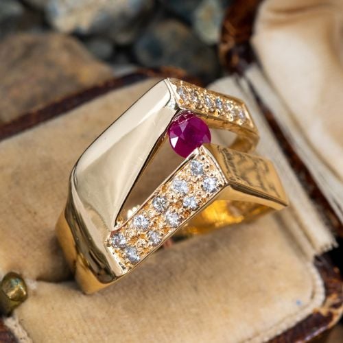 Ruby & Diamond V Ring Yellow Gold