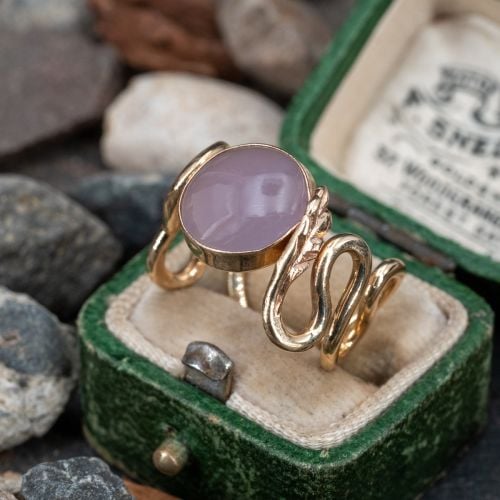 Lavender Chalcedony Agate Ring 14K Yellow Gold