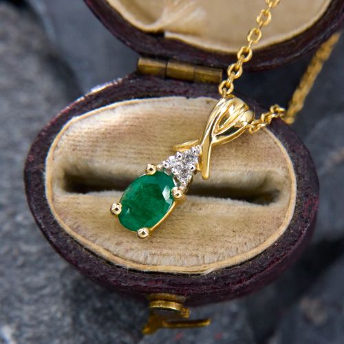 Dainty Emerald & Diamond Pendant Necklace 14K Yellow Gold