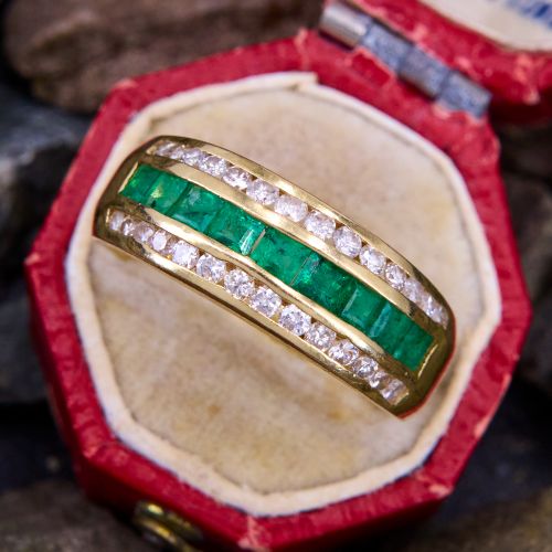 Low Profile Emerald & Diamond Ring 18K Yellow Gold