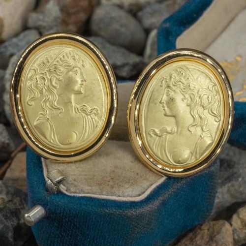 Gorgeous Italian Made Medallion Earrings 18K Yellow Gold