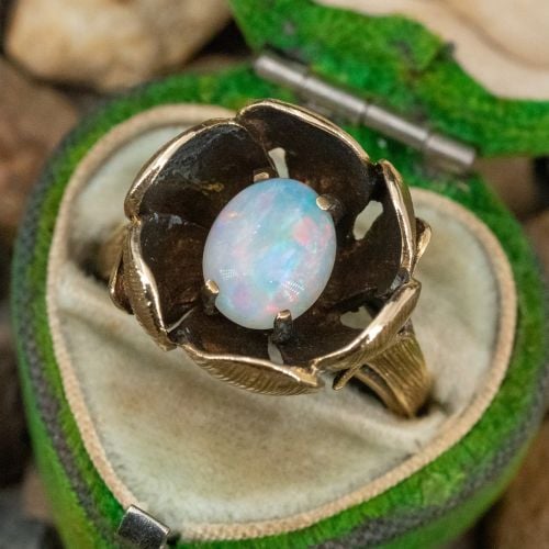 Fantastic Vintage Opal Flower Ring 14K Yellow Gold
