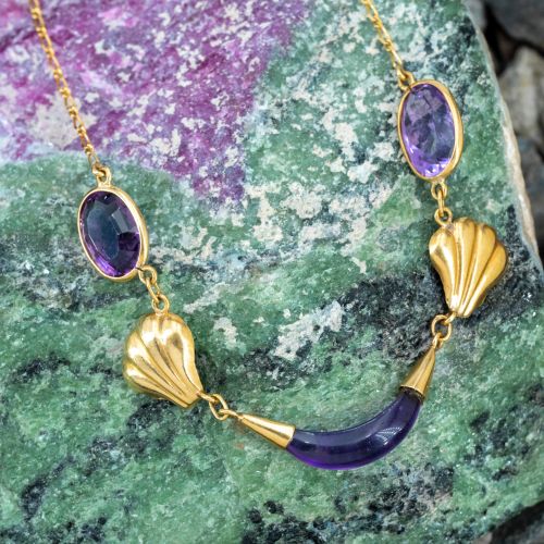 Shell Motif Carved Amethyst Necklace 18K Yellow Gold